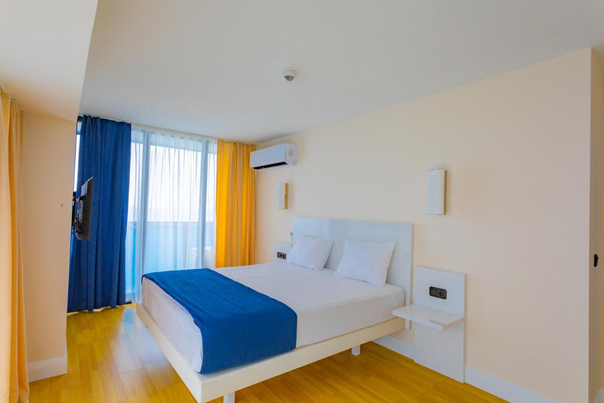 Orbi City Hotel Official D Block บาทูมิ ภายนอก รูปภาพ